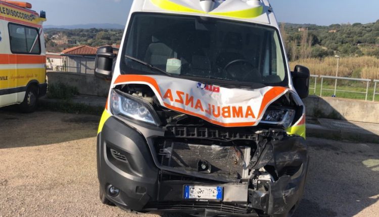 ambulanza-incidente